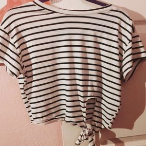Striped Tee 💫